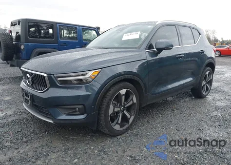 2019 Volvo Xc40 T5 Inscription из США, поврежденный, VIN YV4162UL8K2111354